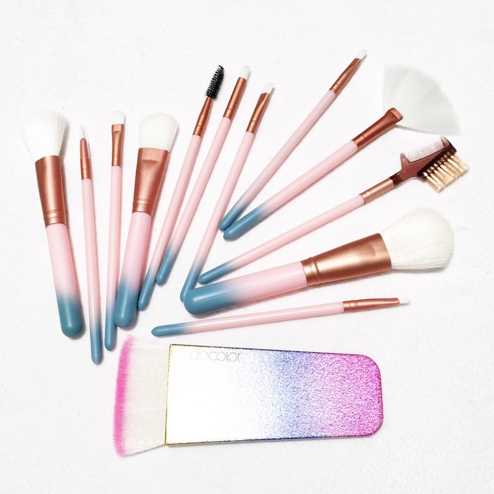 ✨3/15✨NEW 13 Makeup Brushes